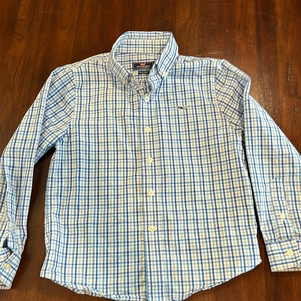 Vineyard Vines boys button down size 6